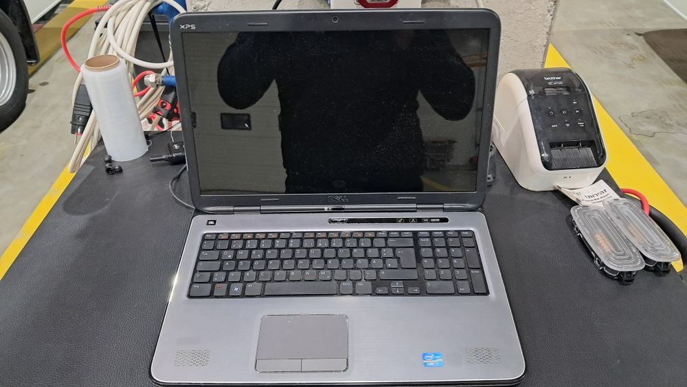 Dell XPS 17 Notebook (i7-2630QM & GT 555M)