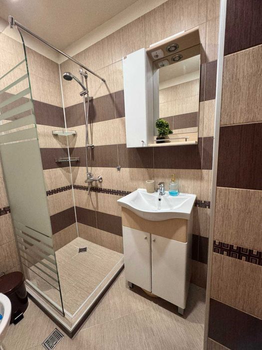 Дава се под наем Двустаен апартамент в Пловдив, Кючук Париж - 62 кв.м за 433.5 € - Снимка #10