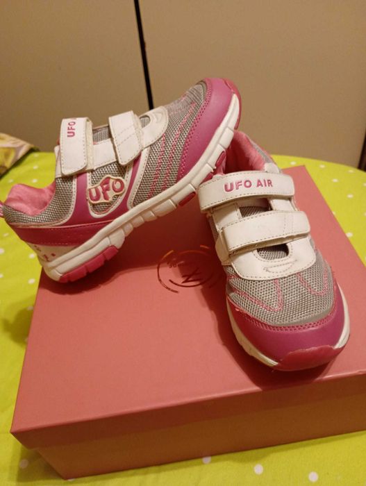 Adidași de fete nr.34