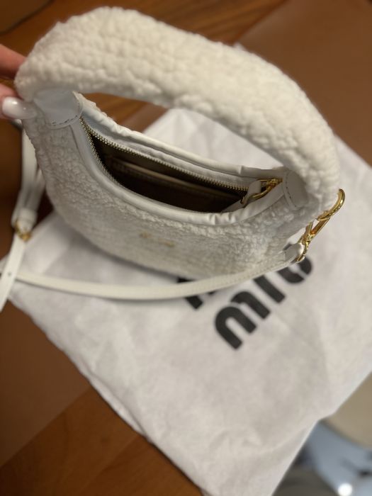 Miu Miu дамска чанта мериносов пух
