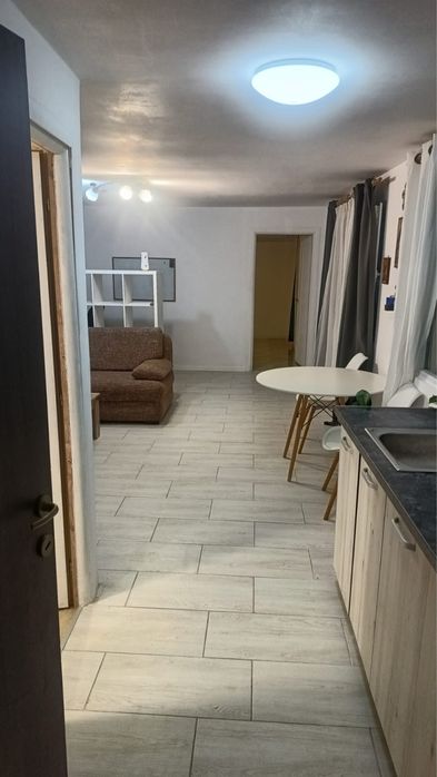 Apartament de inchiriat