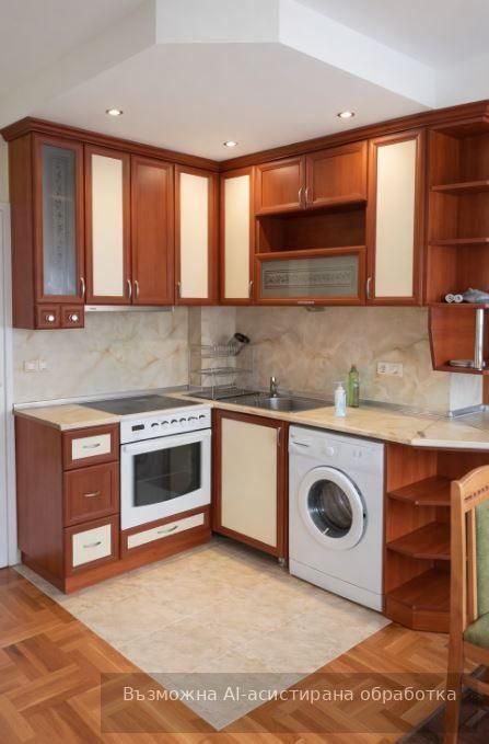 Тристаен апартамент в района на Конфуто!