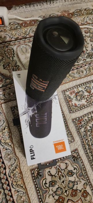 Продам JBL Flip 6