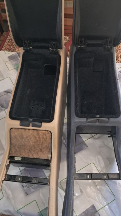 Мерс.210 Подлокотники рест.