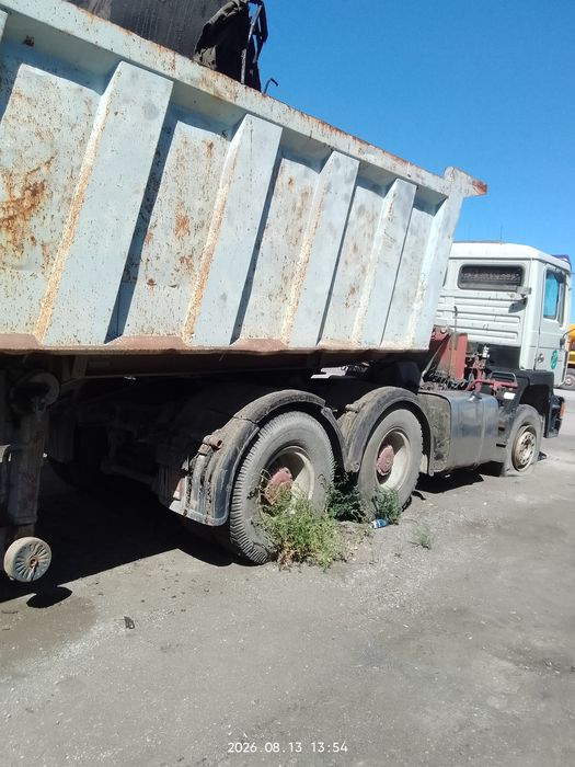 продается тягач Ман