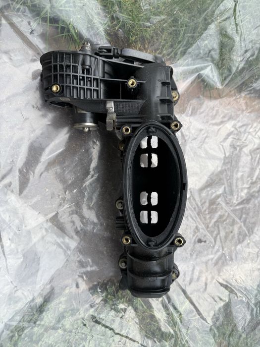 Всмукателен колектор - Mercedes (651)