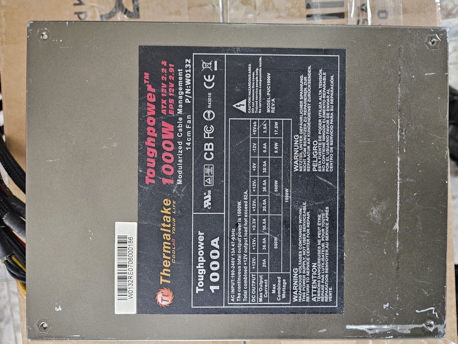 Sursa thermaltake 1000w
