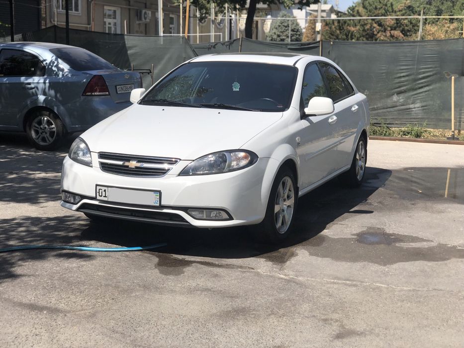 Срочно продается Lacetti Jentra 3 позиция