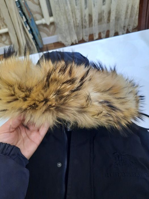 Продаются куртки и детская обувь