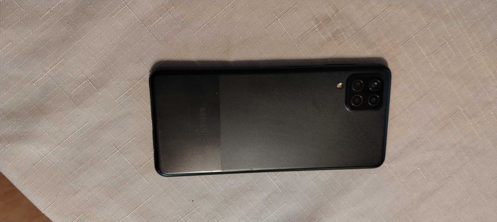 Смартфон Samsung A12 128 gb