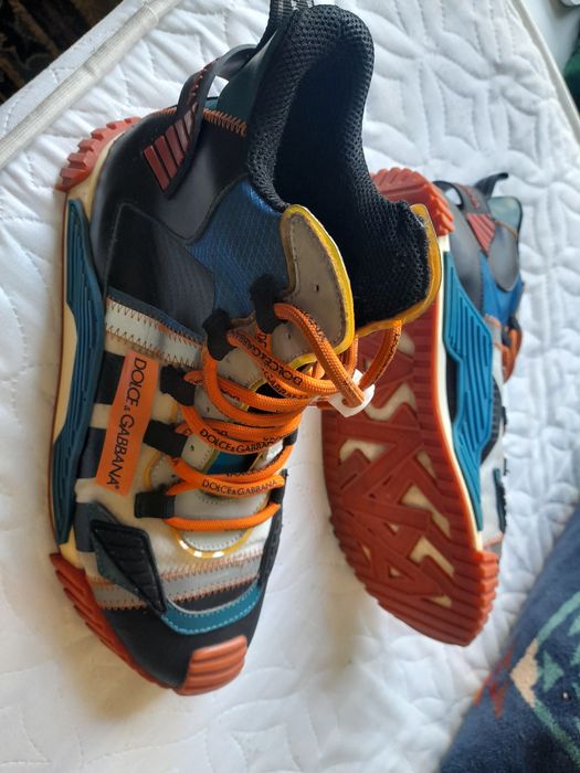 Женская обувь. 2 вида