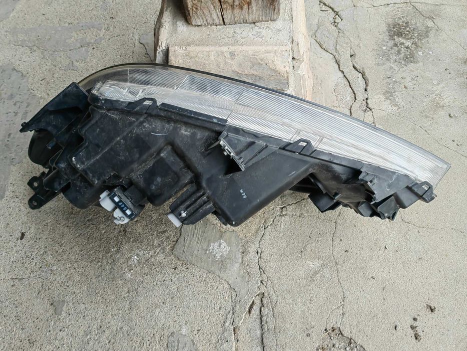 Фар Suzuki Vitara LED десен 15-19г. / Фар Сузуки Витара червен Оригинални