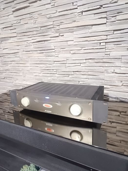 Amplificator Alesis RA 150