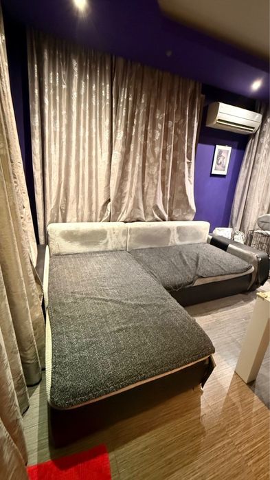 Диван с функция сън