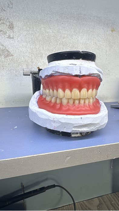 Протез жасаймыз.