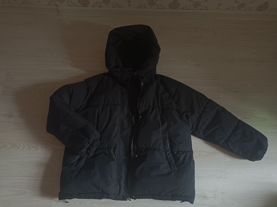 Зимняя теплая куртка