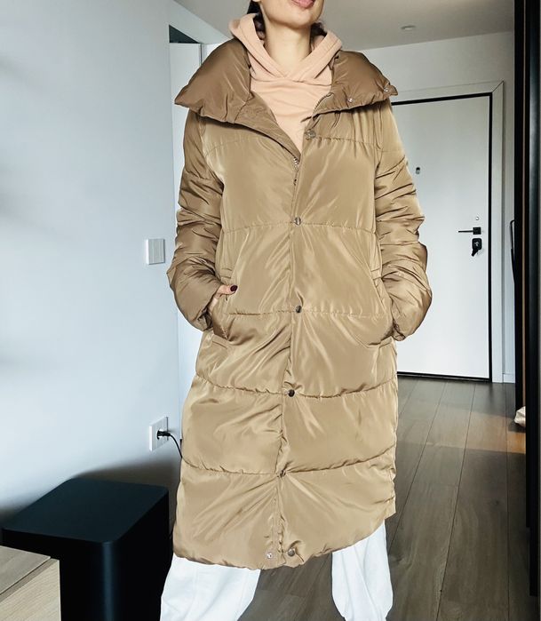 Зимно яке Stradivarius