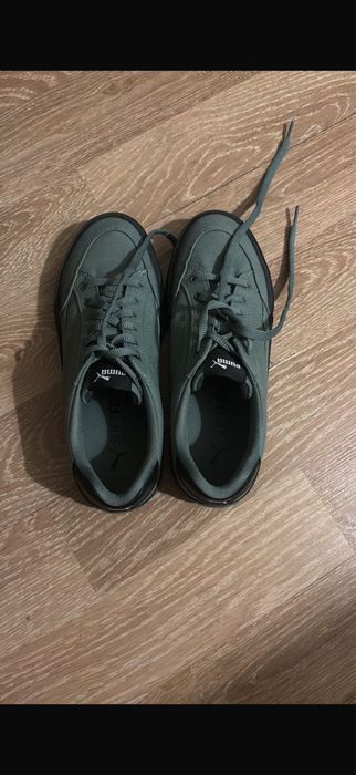 Продам оригинальные кросовки puma court classsic Vulc