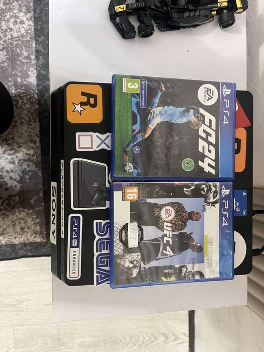 Play Station 4 slim 1tb