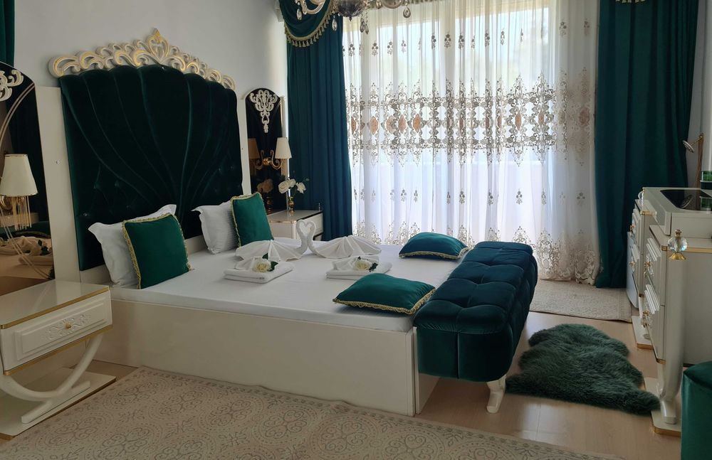 Дава се под наем Къща в Банкя - 800 кв.м за 612 € - Снимка #10