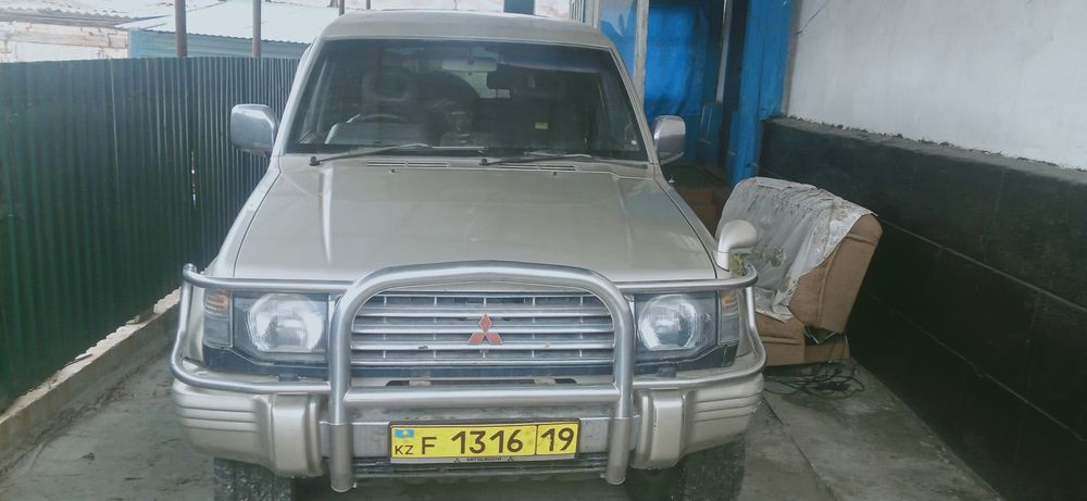 Продам Митсубиси Педжеро