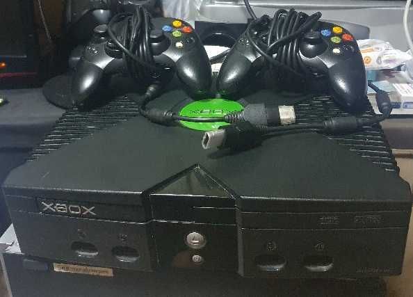 Consola Xbox X-box Clasic Classic original cu 2 bucati Controller S Gamepad Maneta, complet cu cablu AV si cablu alimentare