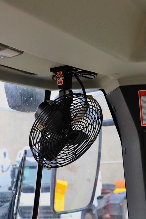 3-kubli pogruzchik mavjud