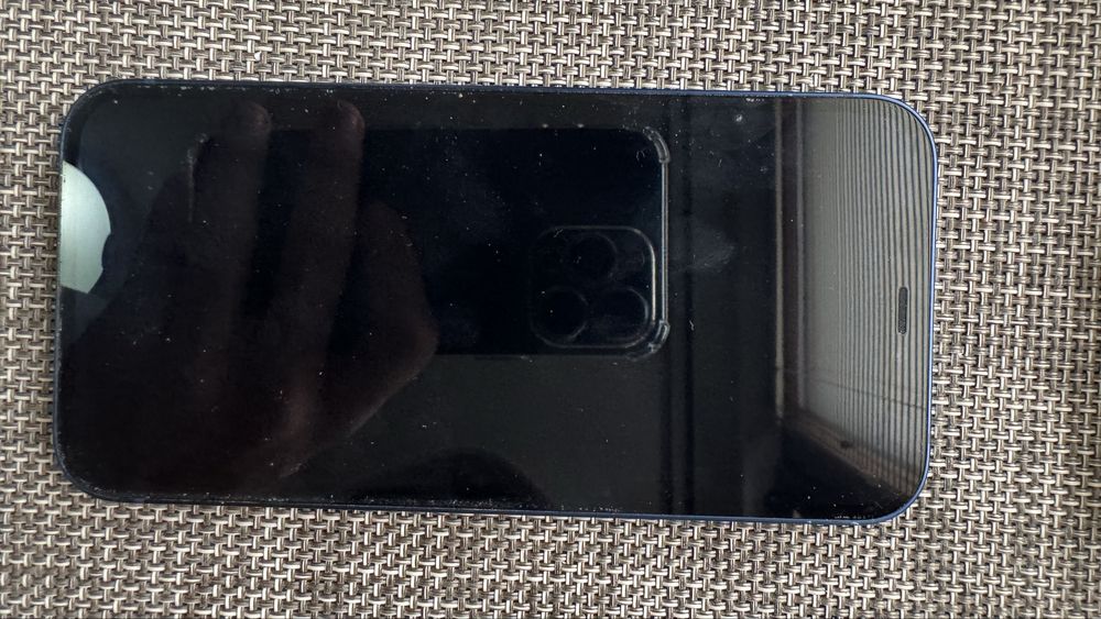Iphone 12 64gb 75% baterry