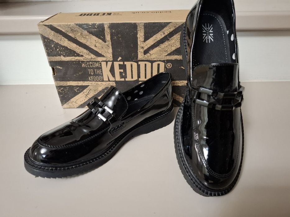 Школьные туфли лоферы Keddo для девочки 39р