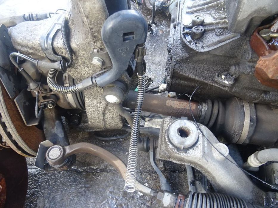 Vand Planetara Stanga Peugeot 407 2.0 HDI 136CP Euro4 din 2008