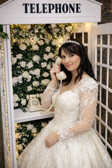 Cabina Telefonică Londoneză Albă – Audio Guestbook Nuntă / Evenimente