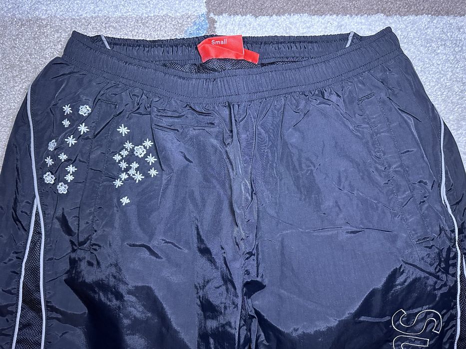 Supreme AOI Glow in the Dark / S