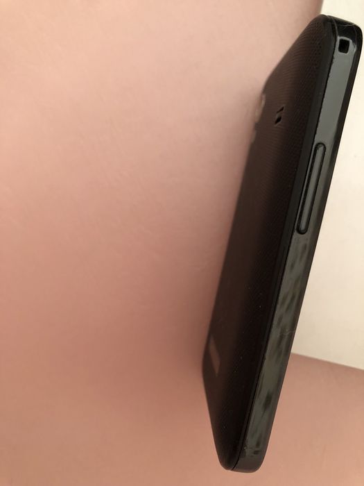 Мобильный Samsung Model: GT-S5830