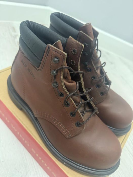 Продаю спец обувь зима