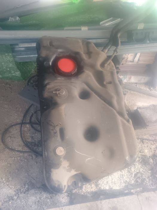 Vand rezervor Dacia Duster