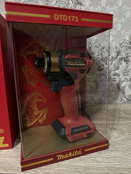 Makita DTD173 легендарный