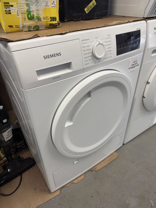 Uscător de rufe cu condensare Siemens WT43N207FF