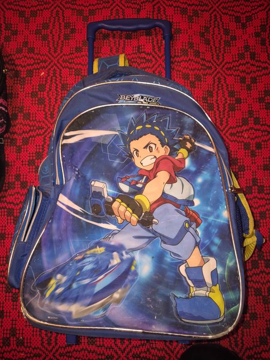 Gheozdan de scoala Rucsac Beyond si Beyblade Ghiozdan Troler