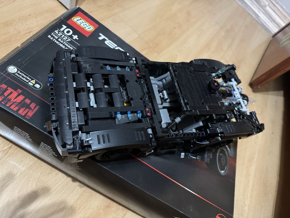 LEGO Technic BATMAN – batmobile 42127