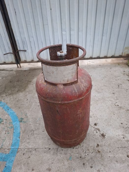 Продам газ балон