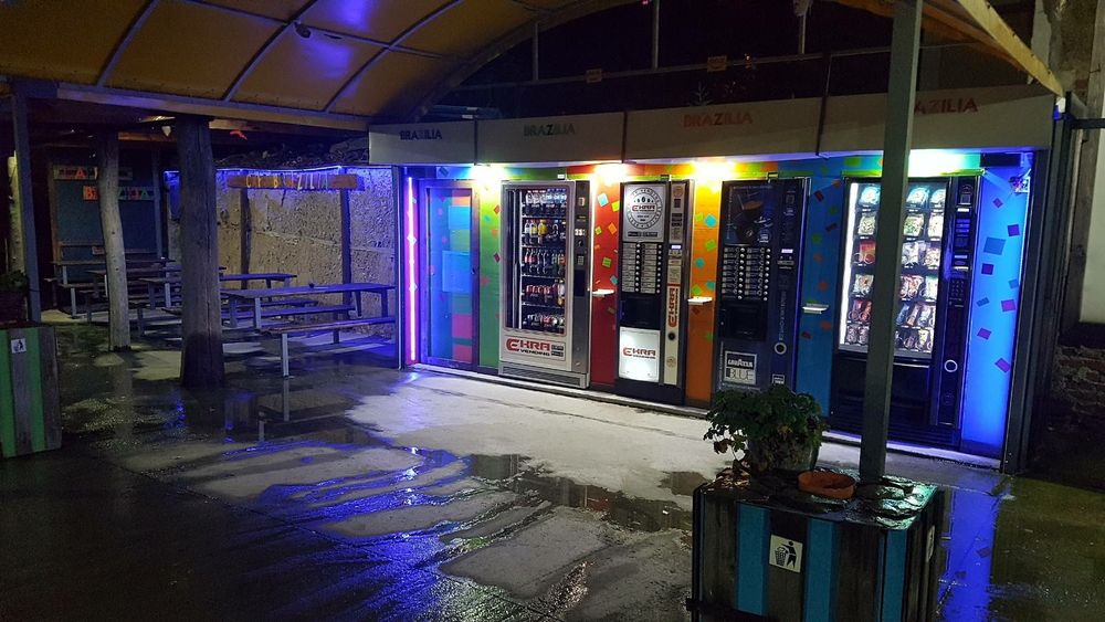 Продава се Заведение в Сливен, Център - 130 кв.м за 981 €/кв.м - Снимка #2