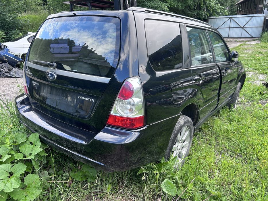 Bara subaru forester capota motor haion usa jante 2.0