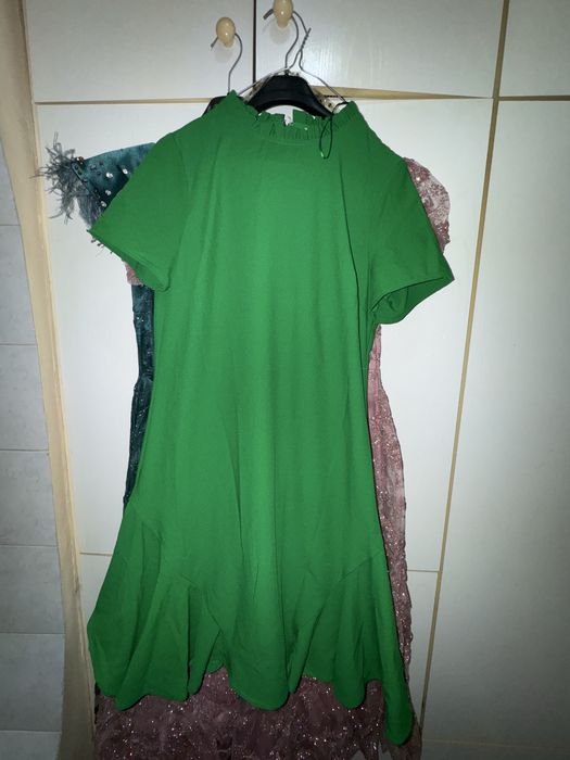 Рокли за момиче различни размери