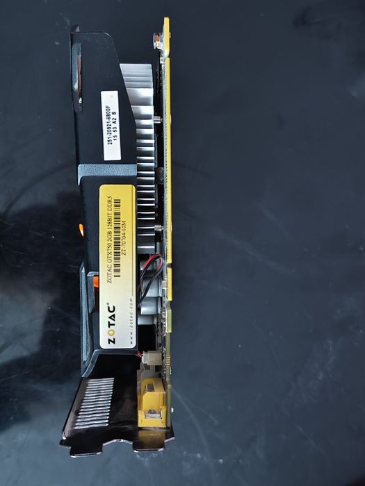 Видеокарта Nvidia GTX 750 2GB. Videokarta Nvidia GTX 750 2GB