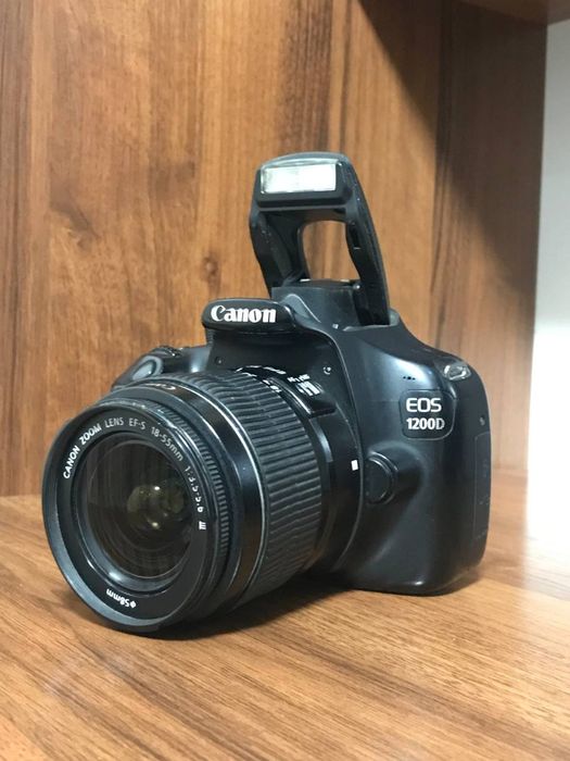 Canon 1200                .