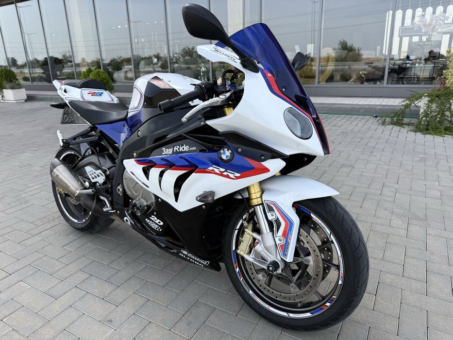 BMW S1000RR 200к.с AKRAPOVIC / R&G / 39000km