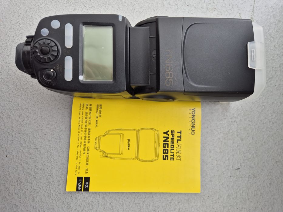 Продавам Nikon 3500