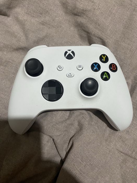 Manetă Xbox Series X / S – Wireless – Alb (Robot White) – ca nouă