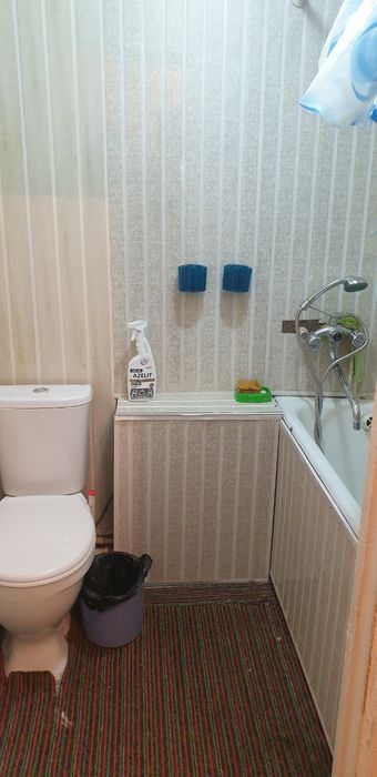 Кора камиш 2/5 ало 2.хона оилага ижарага берилади шароити оилага