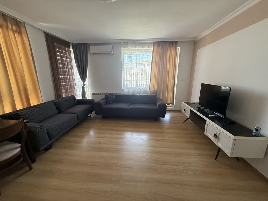 Двустаен Апартамент под наем 400€